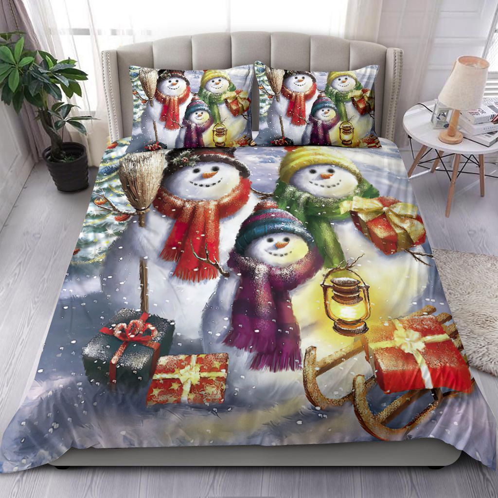Family Of Snowman Bedding Set