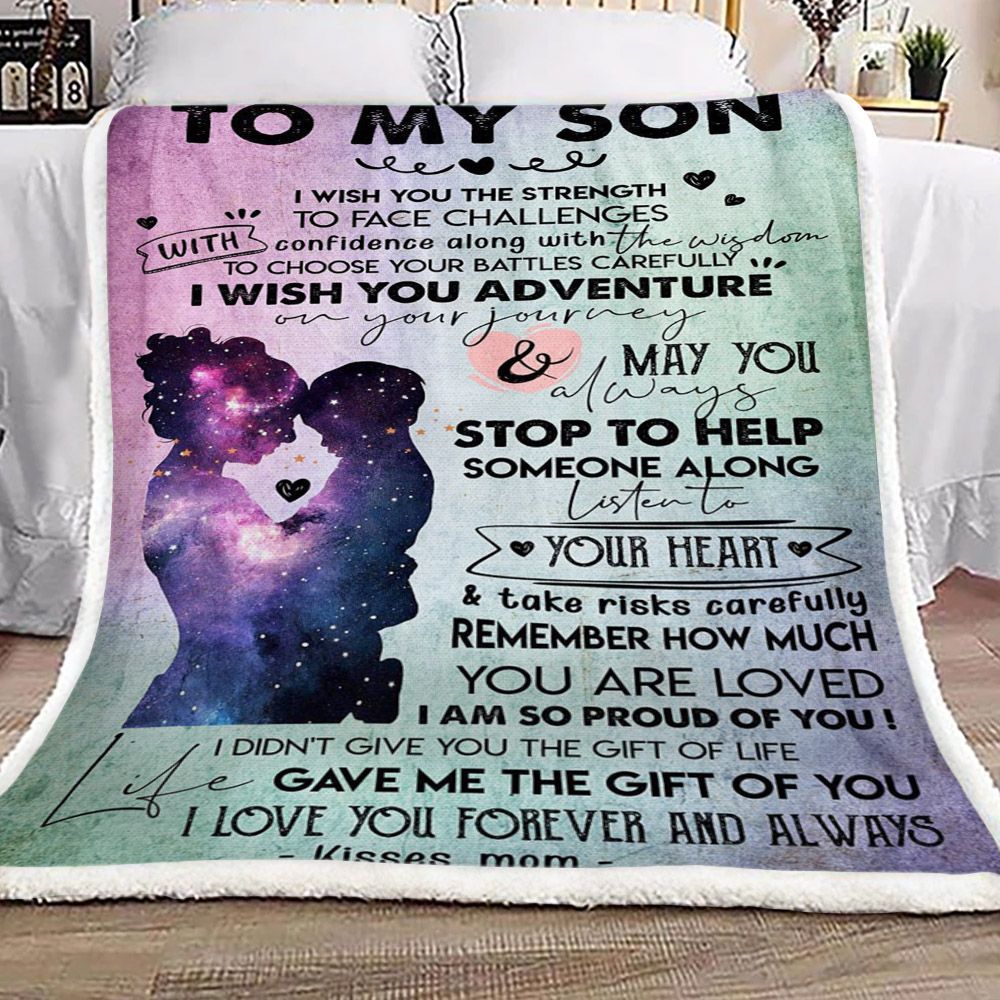 Family To My Son Kisses Mom Sherpa Fleece Blanket