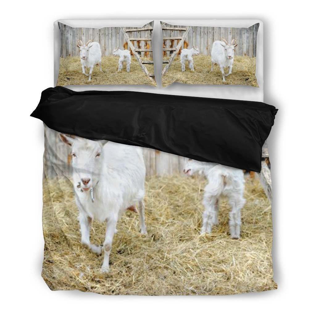 Farmer Love Goat Bedding Set