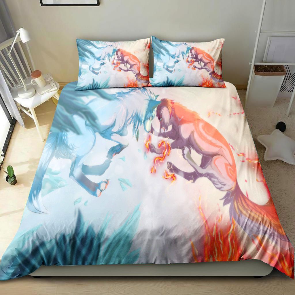 Fire Fox And Ice Fox Are Fighting Bedding Set