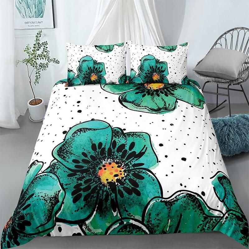 Flower Framed Dotted Bedding Set