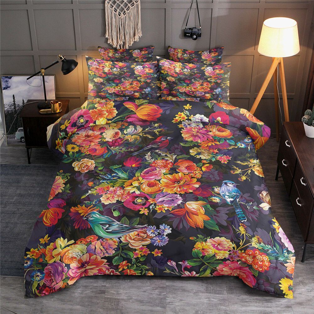 Flowers And Birds Bedding Set