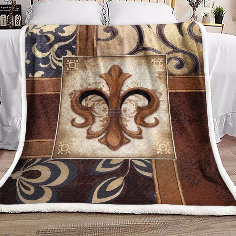 Fluer De Lis Sherpa Fleece Blanket