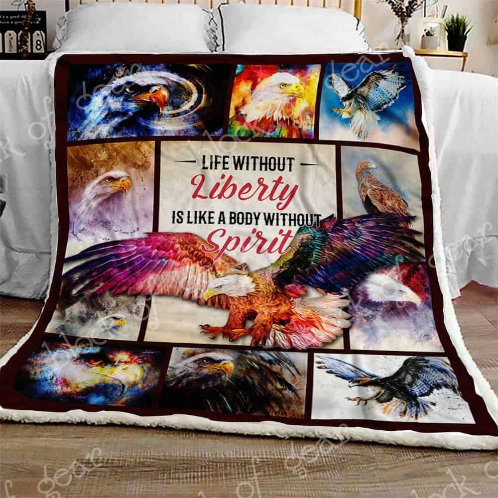 Fly Like Eagles Fleece Blanket