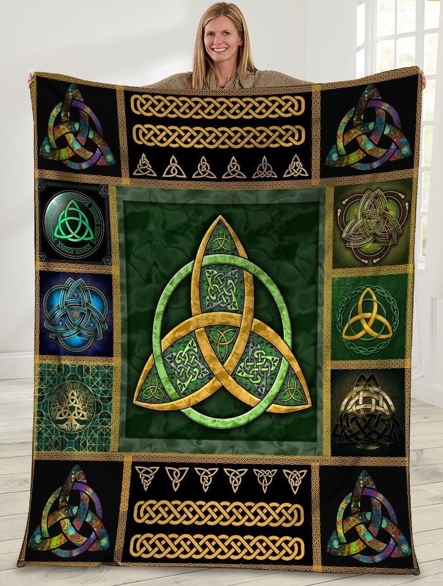 For Man Vintage Triquetra Symbol Printed Fleece Blanket