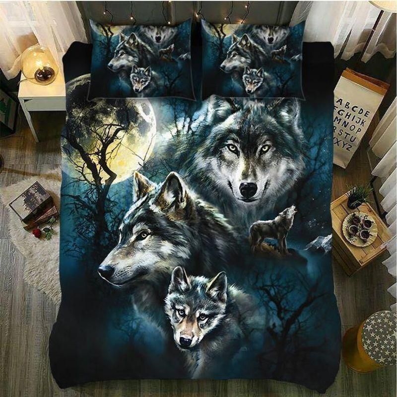 Four Wolves And The Moon Printed Bedding Set