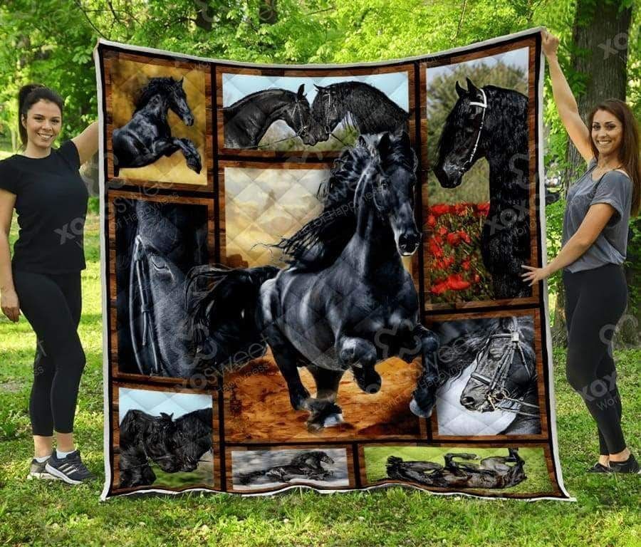 Friesian Horse CL05100041MDQ Quilt Blanket