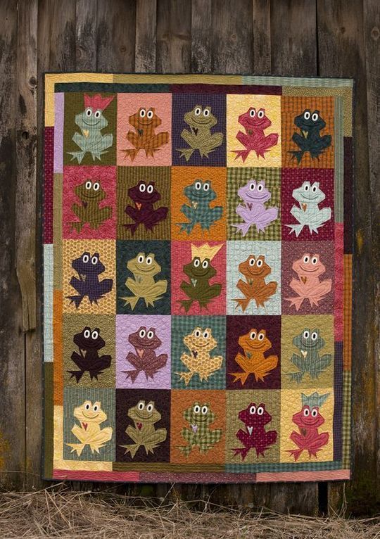 Frog DTC0412621 Quilt Blanket