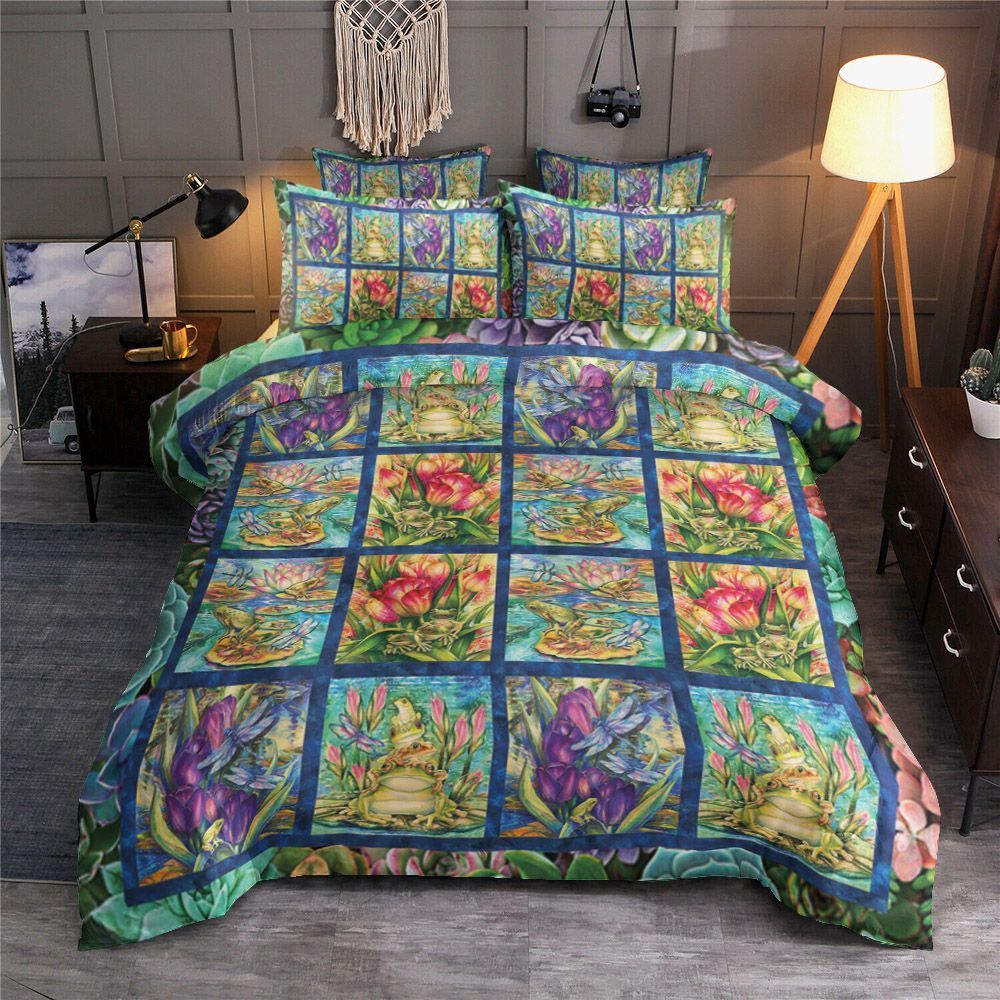 Frogs And Flowers Bedding Set