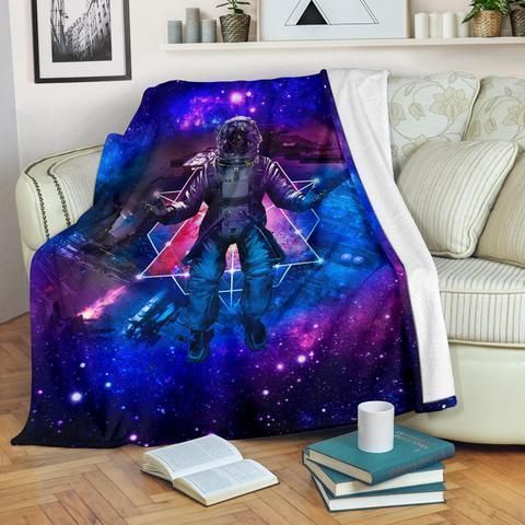 Galaxy Xi Blanket