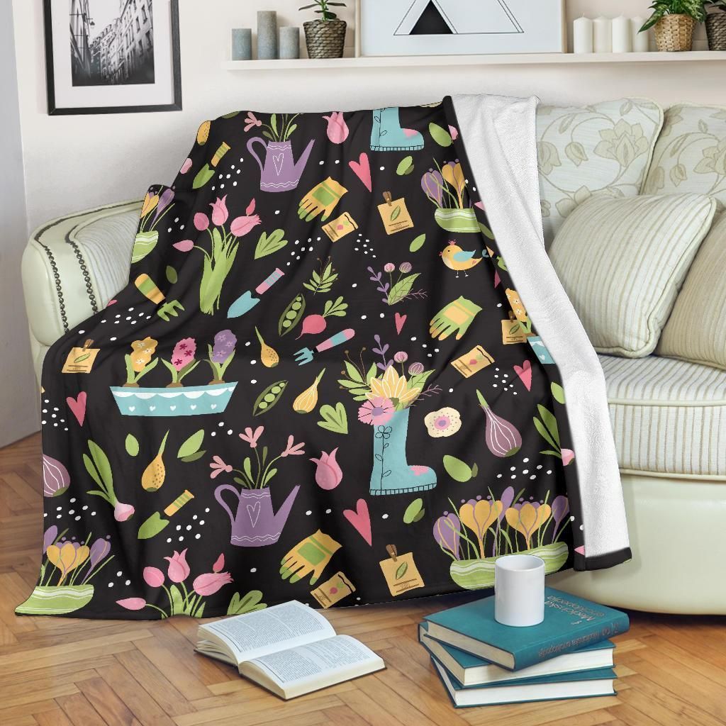 Gardening Pattern Print Design Black Fleece Blanket