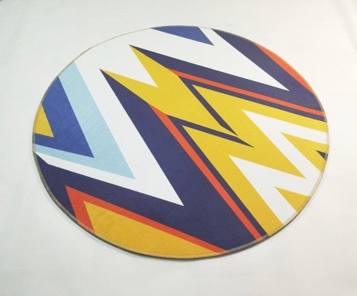 Geometric Round Carpet