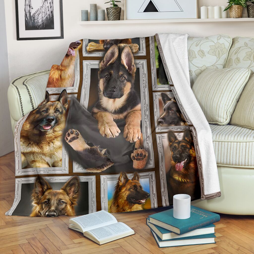 German Shepherds 3d Sherpa Fleece Blanket