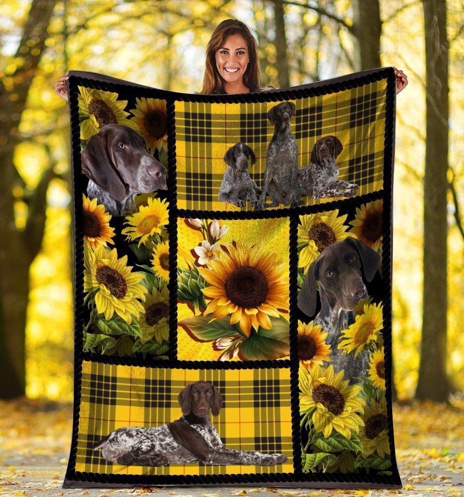 German Shorthaired Pointer Dog Sunflower Yellow Plaid Fleece Blanket