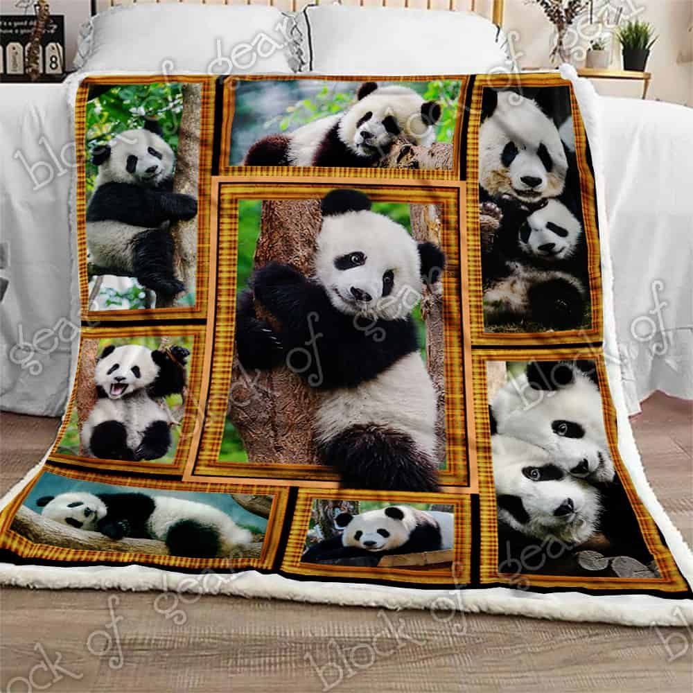 Giant Panda Fleece Blanket