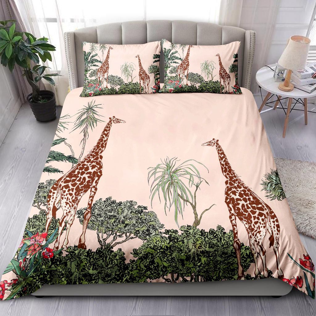 Giraffe And Tropical Plants Bedding Set