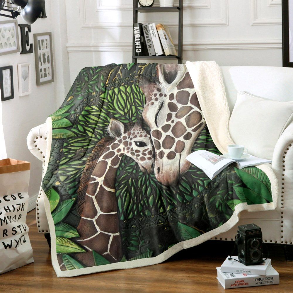 Giraffe Sherpa Fleece Blanket