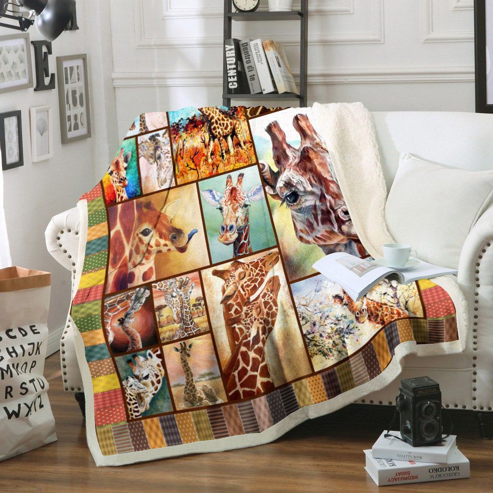 Giraffe Sherpa Fleece Blanket