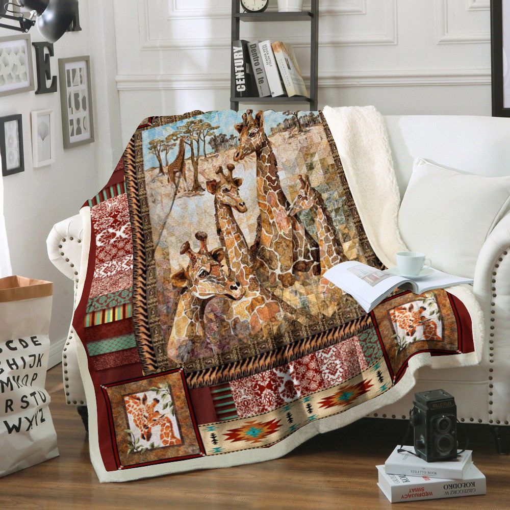 Giraffe Sherpa Fleece Blanket