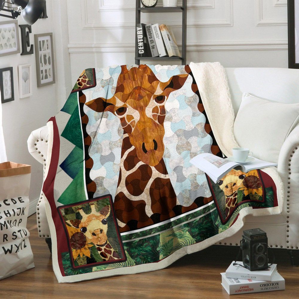 Giraffe Sherpa Fleece Blanket