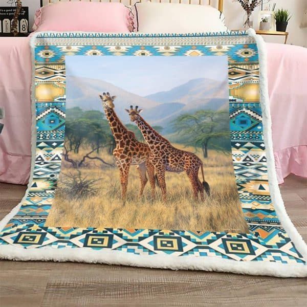Giraffe Sherpa Fleece Blanket