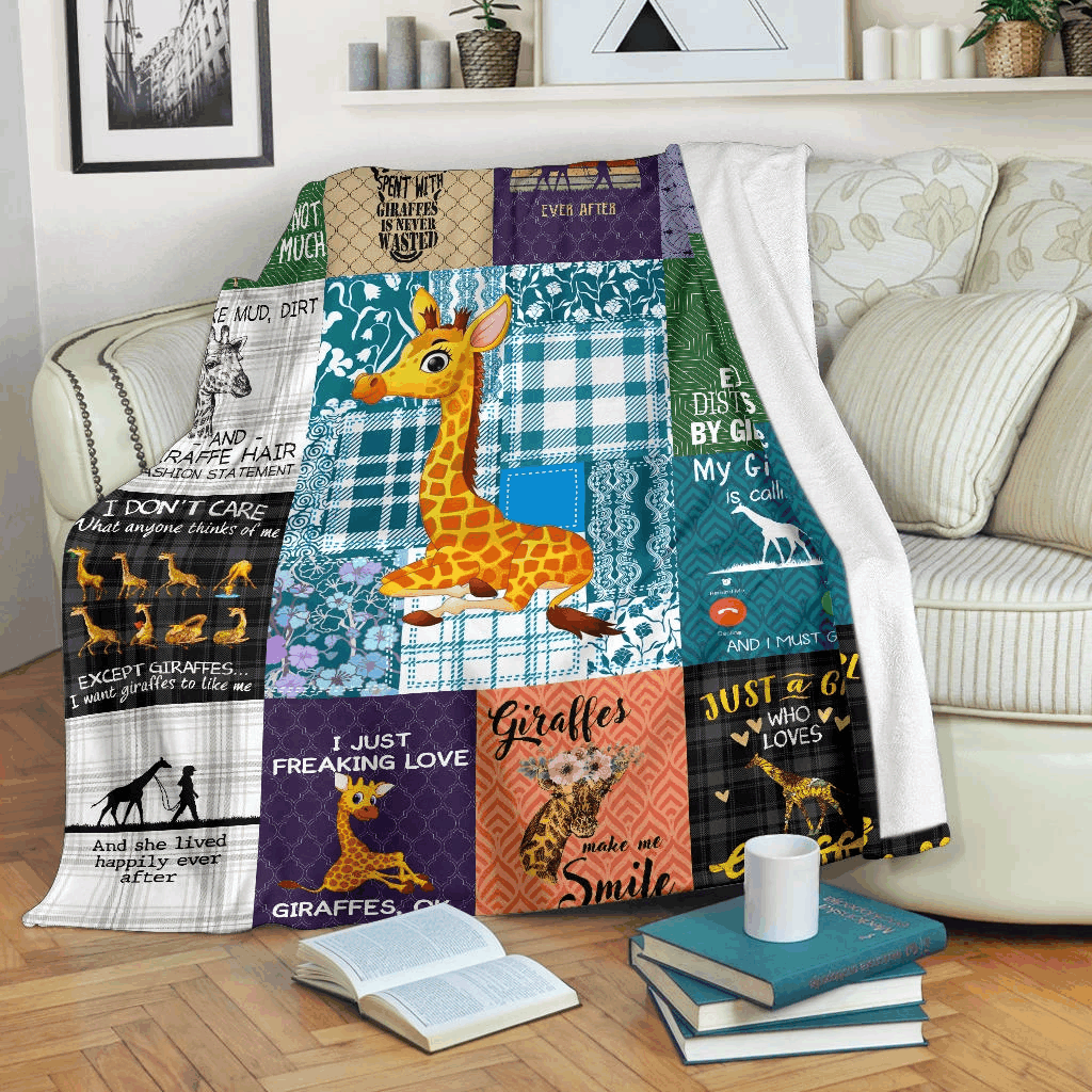 Giraffe Sherpa Fleece Blanket