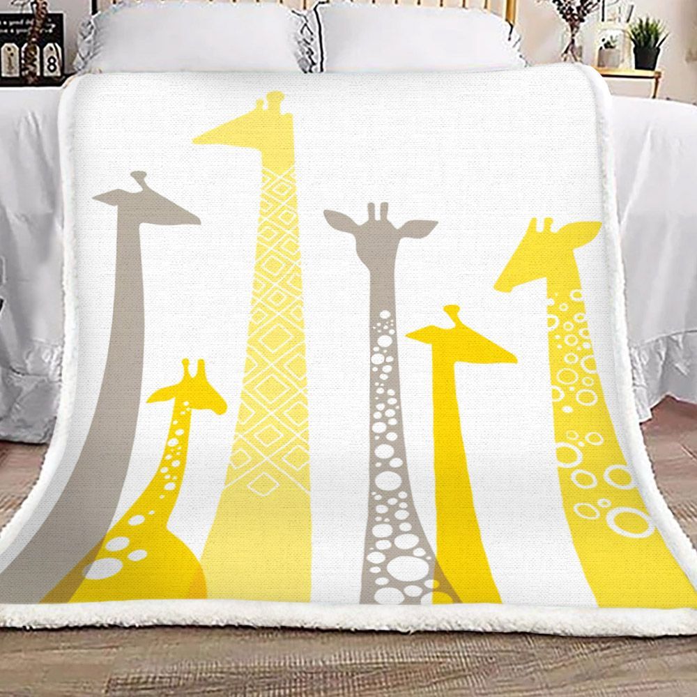 Giraffe Sherpa Fleece Blanket