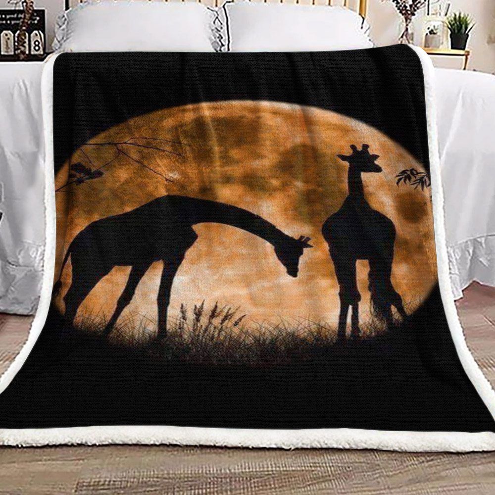 Giraffe Sherpa Fleece Blanket