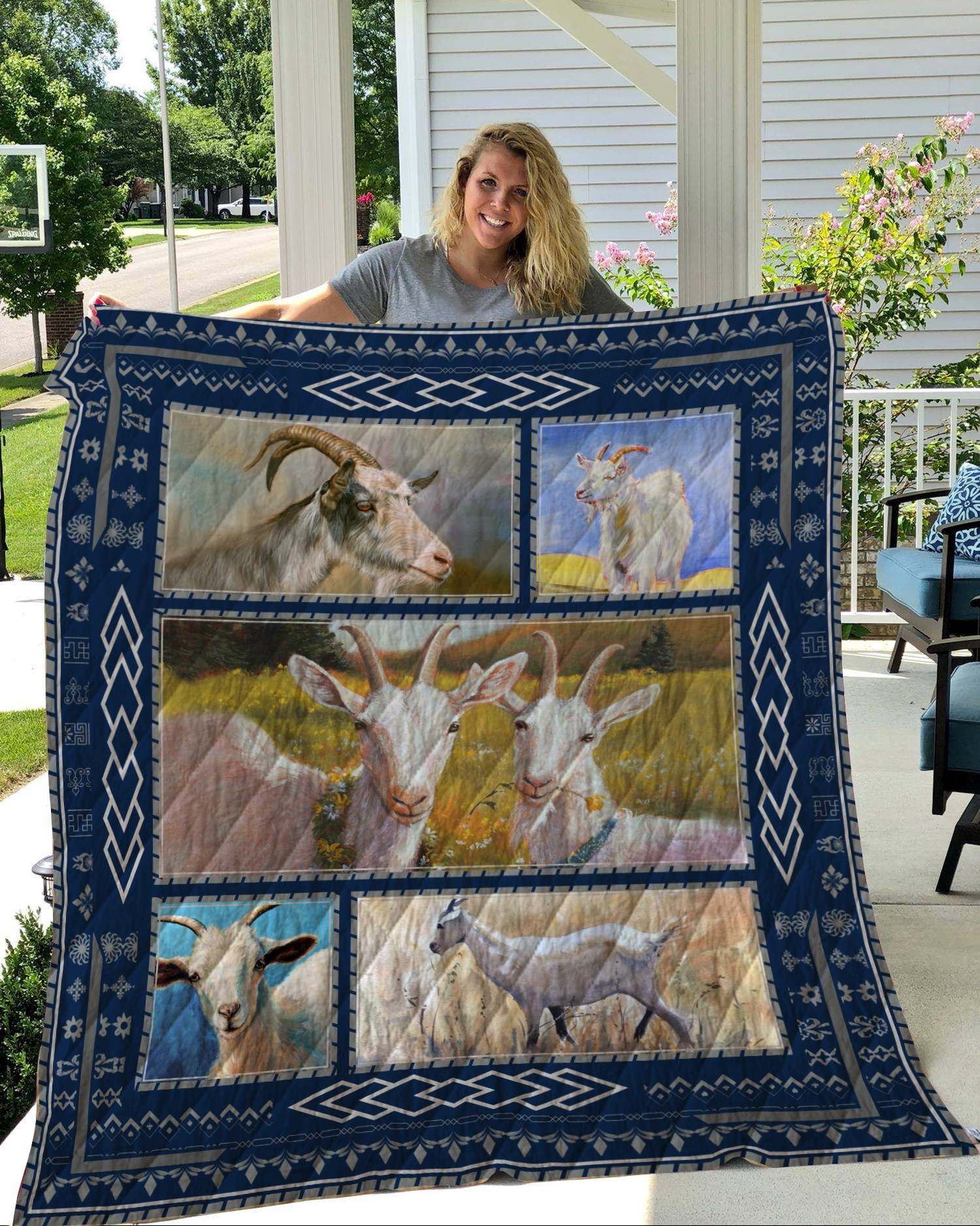 Goat Quilt Blanket DHC2911100VT