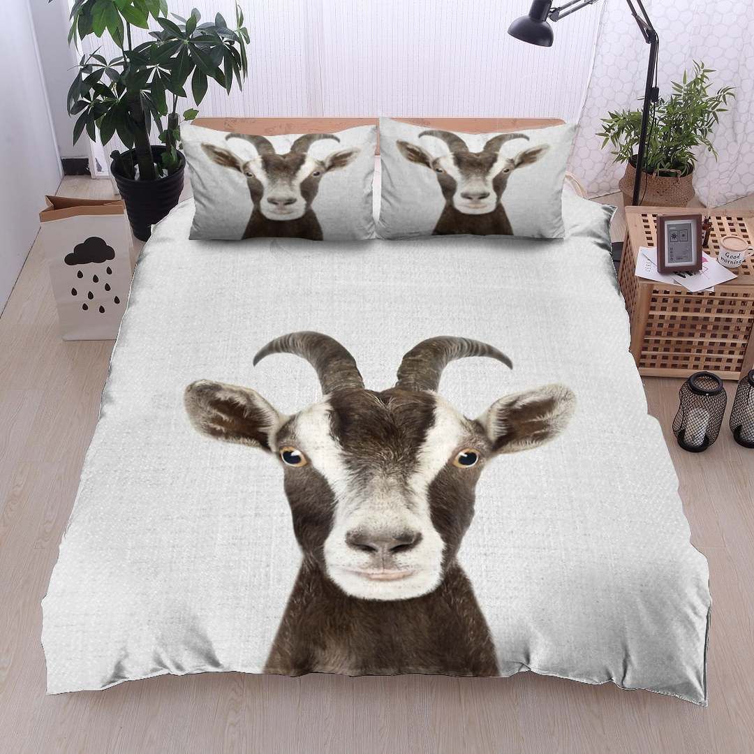 Goat Bedding Set