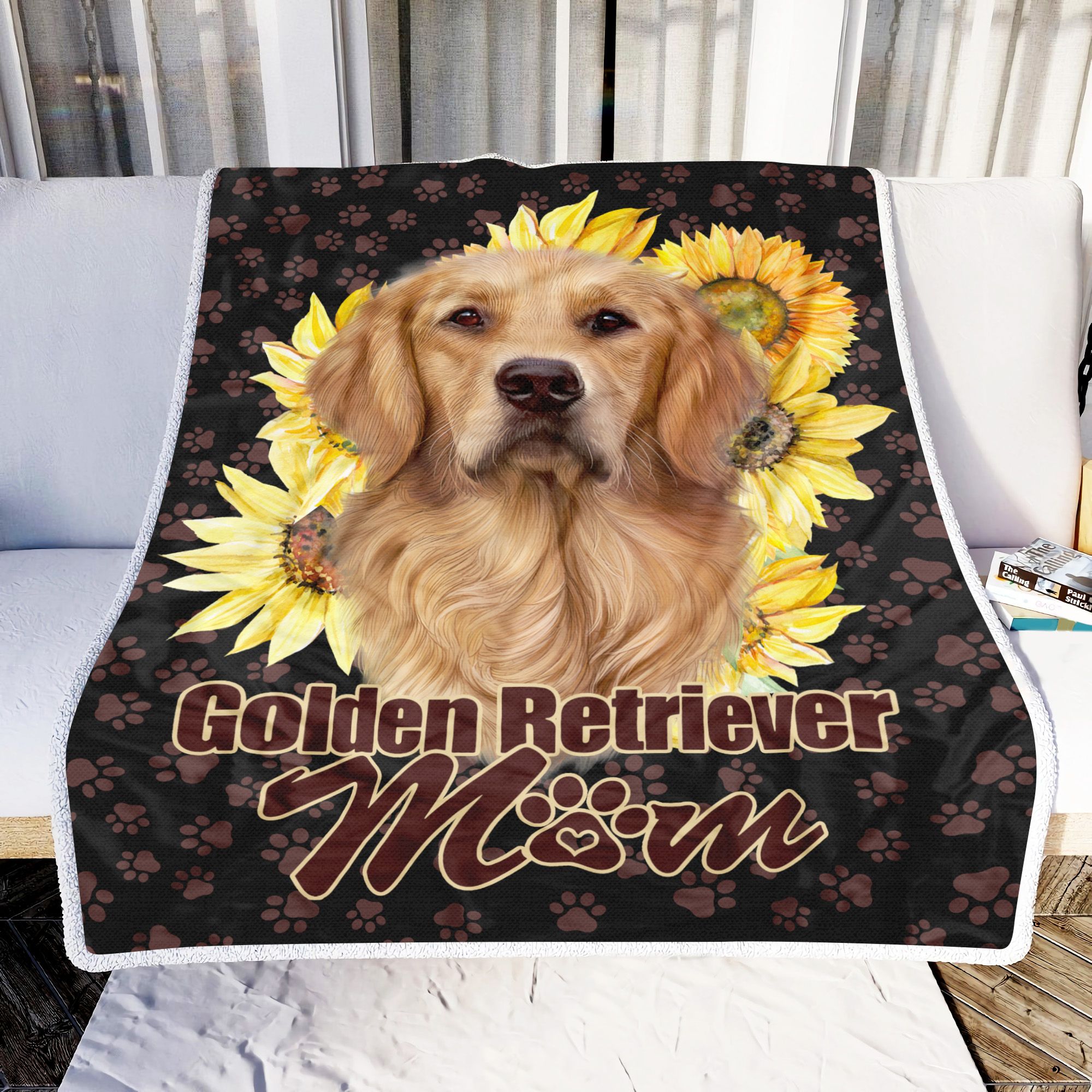 Golden Retriever Dog Mom Fleece Blanket