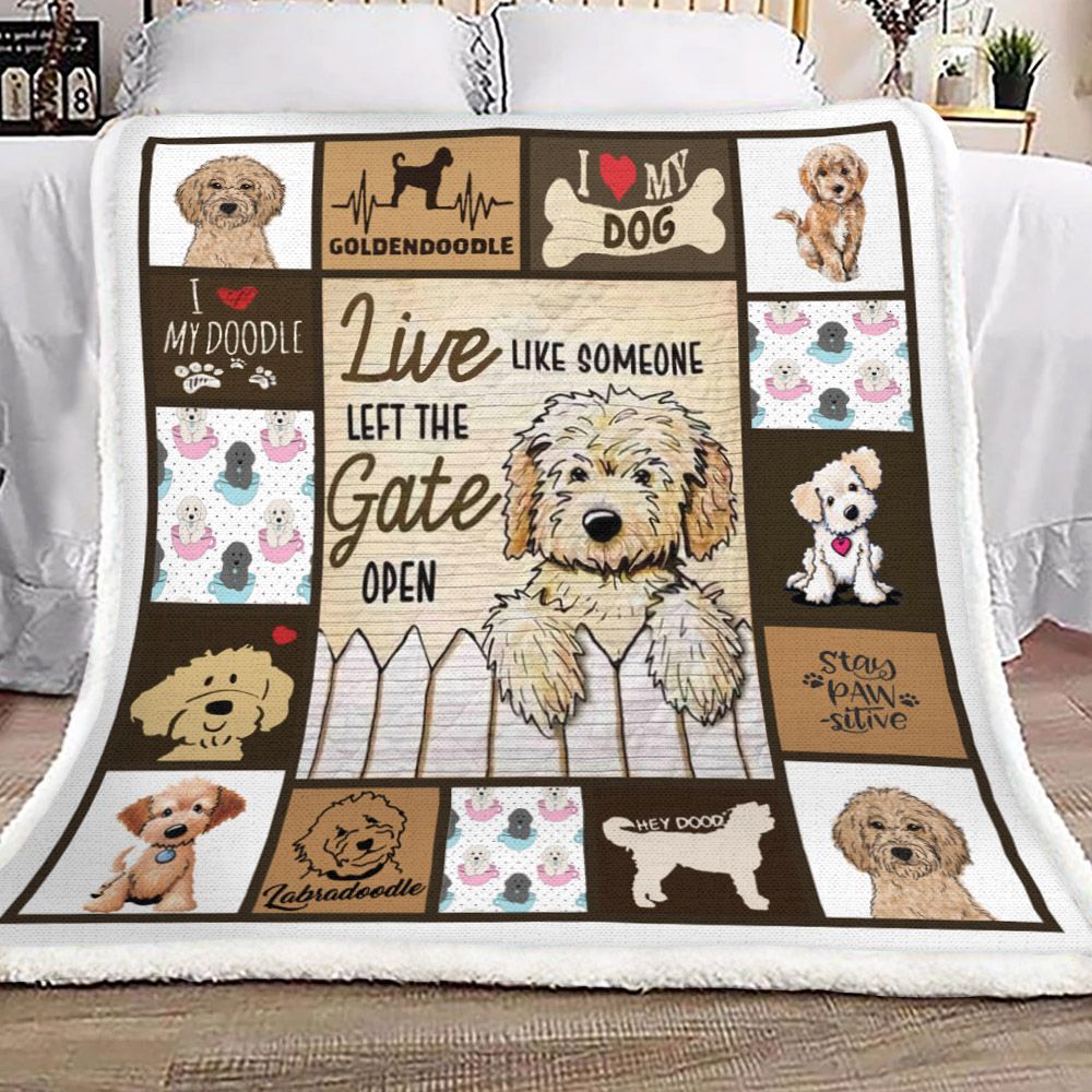 Goldendoodle Dog Sherpa Fleece Blanket