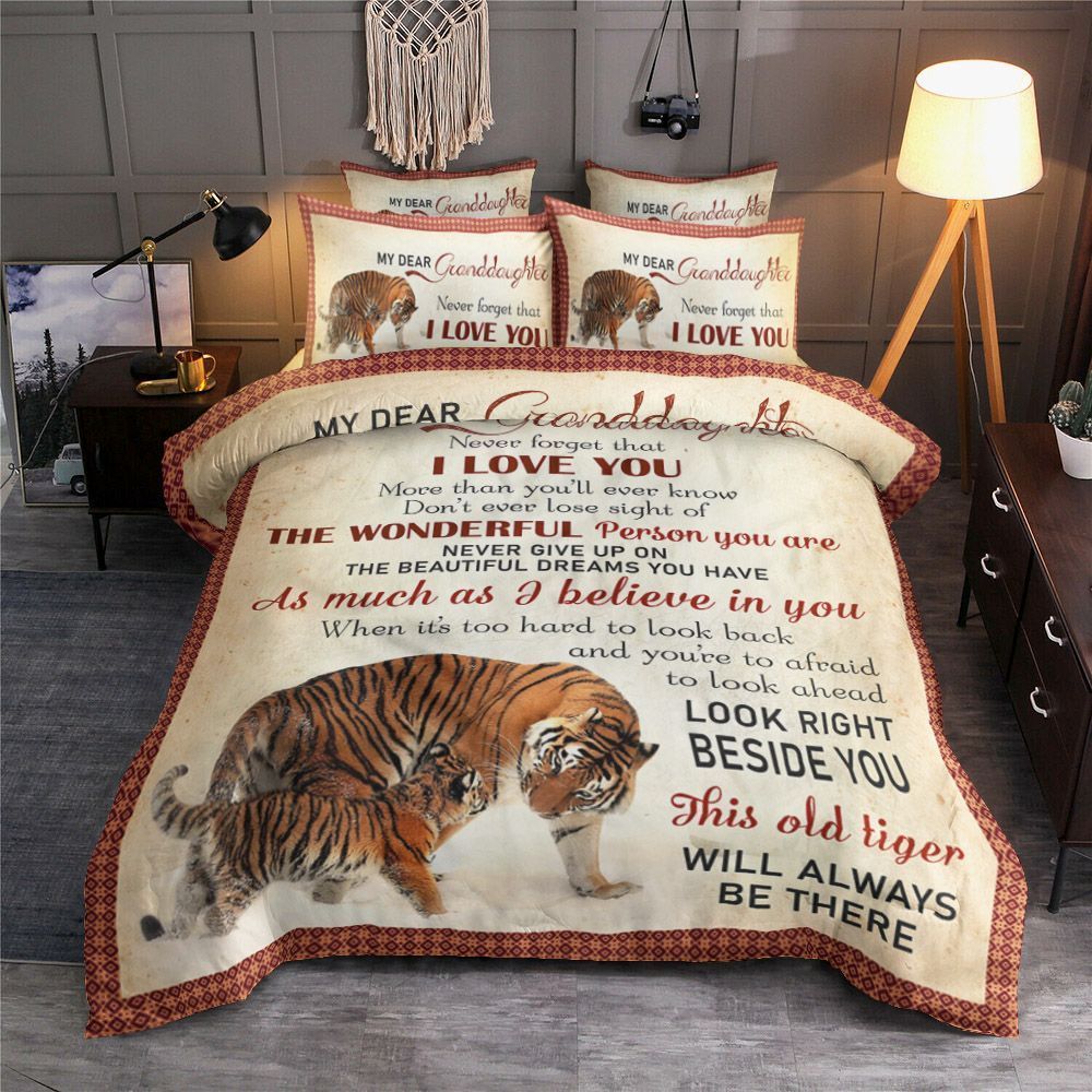 Granddaughter Never Give Up Bedding Set