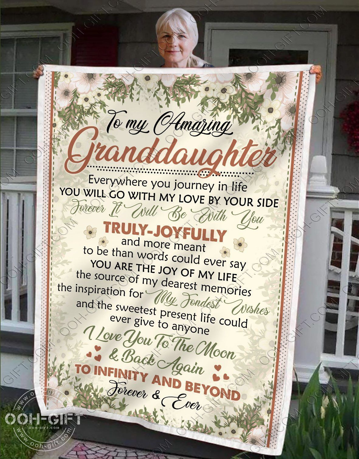 Granddaughter The Sweetest Present Sherpa Fleece Blanket