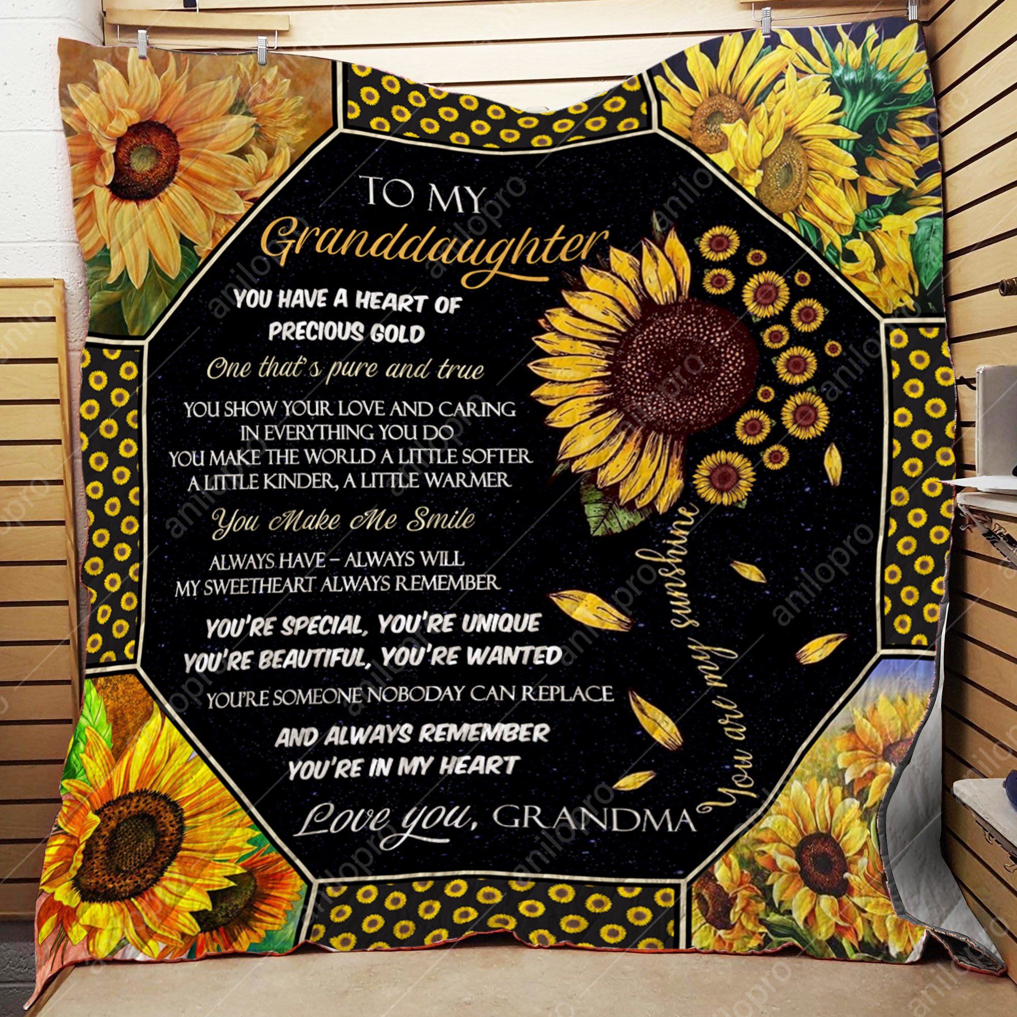 Grandma To Granddaughter YouRe Special Quilt Blanket DHC040120103TD