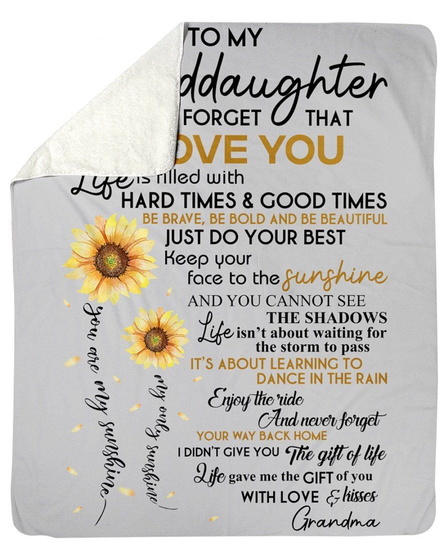 Grandma To My Granddaughter You Are My Sunshine Fleece Blanket Sherpa Blanket