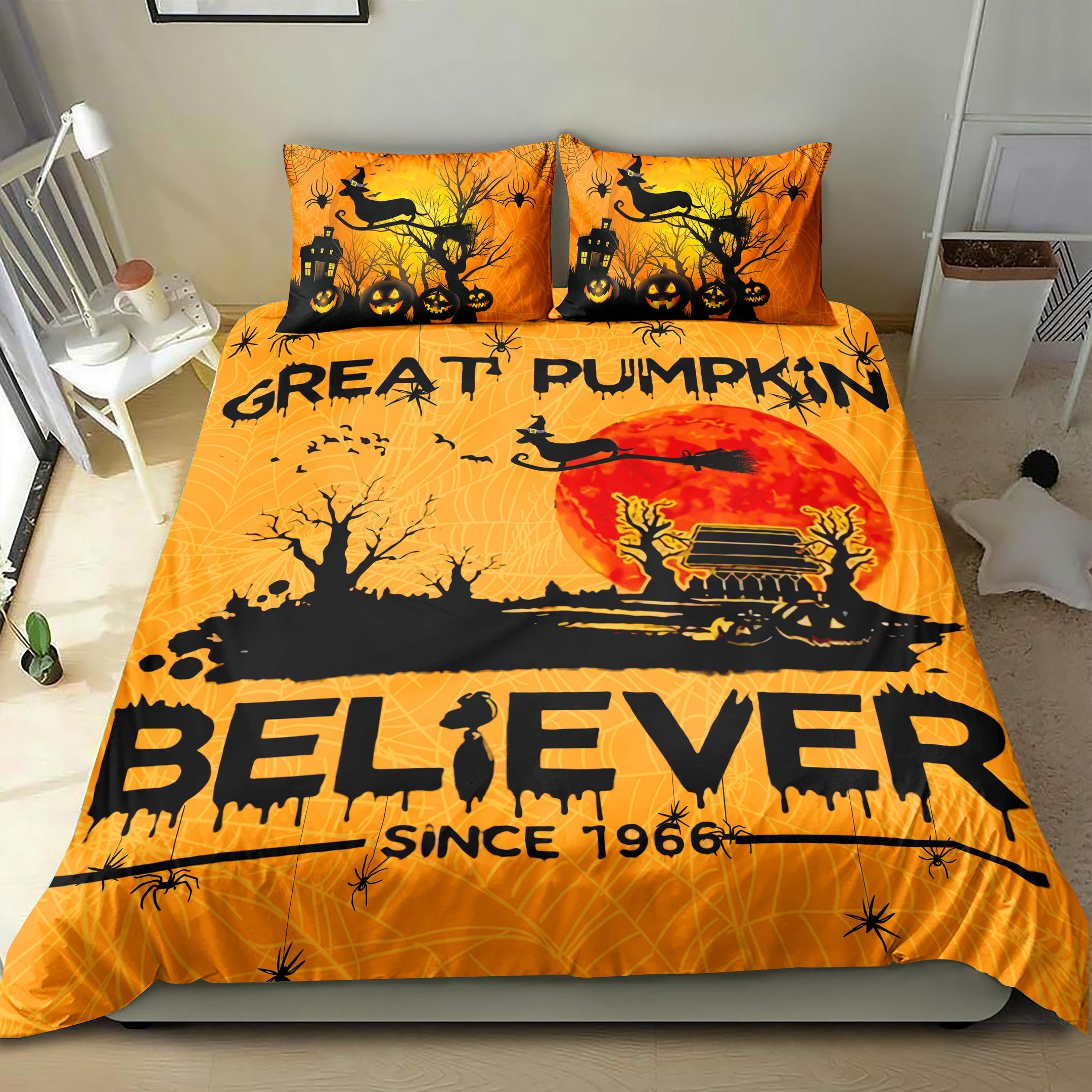 Great Pumpkins Believe Bedding Set
