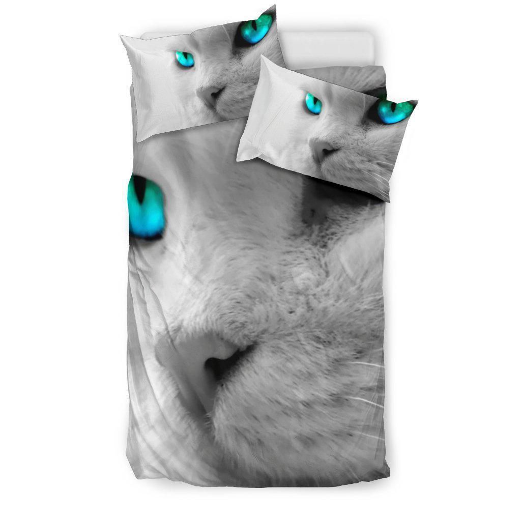 Green Cat Eyes Bedding Set