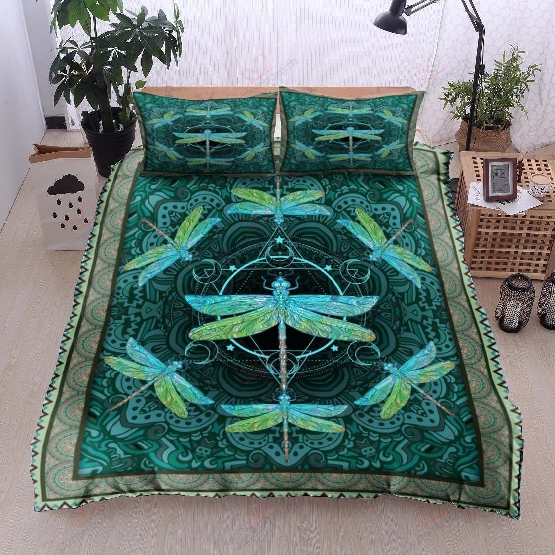 Green Dragonflies Circle Printed Bedding Set