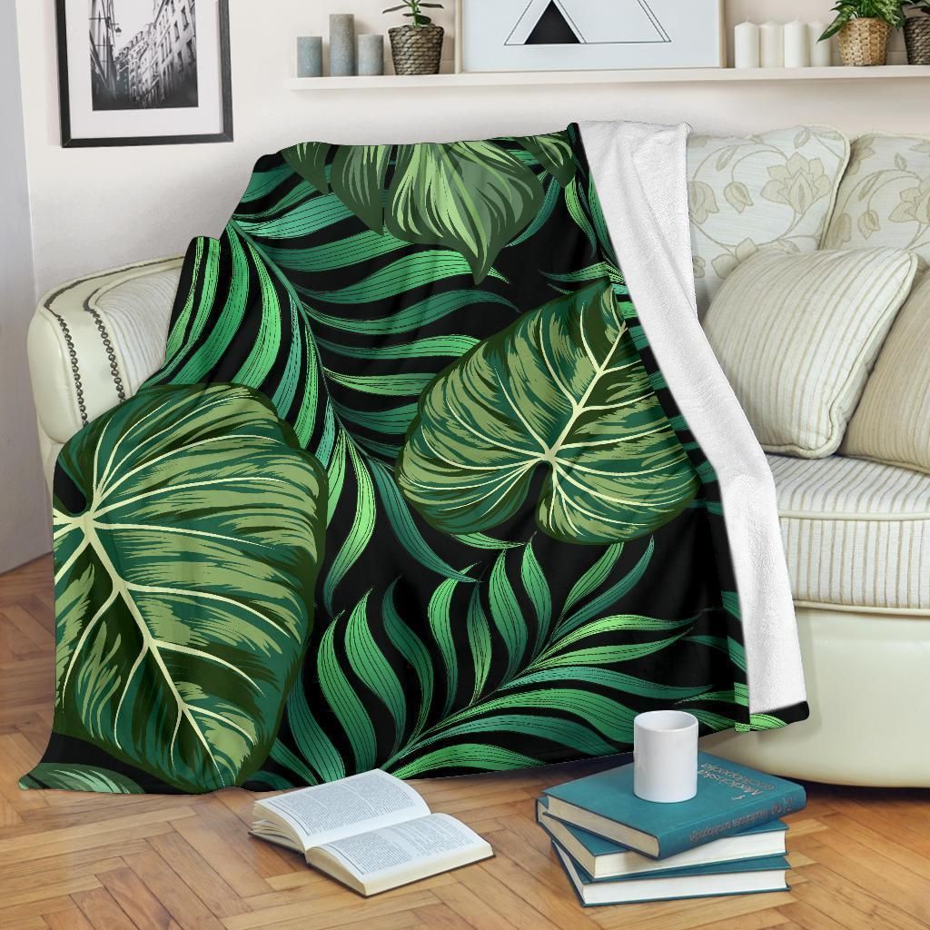 Green Fresh Tropical Palm Leaves Soft Fleece Blanket
