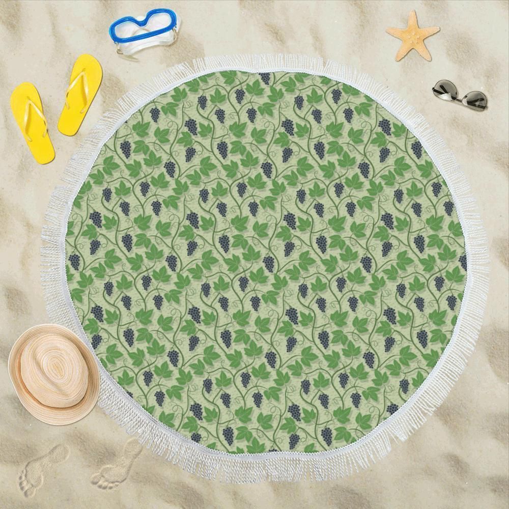 Green Wine Grape Thmed Print Round Beach Towel