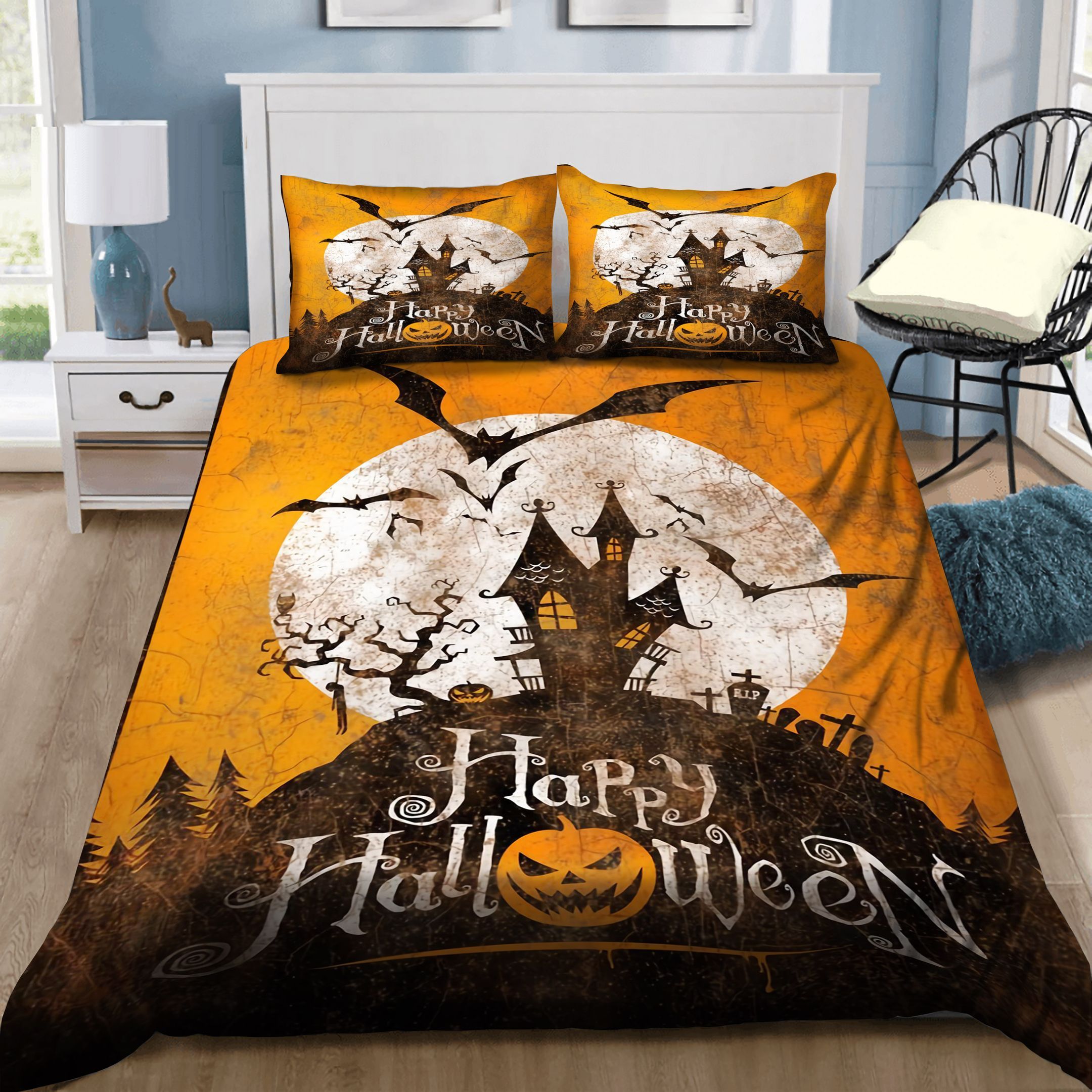 Happy Halloween And Moon Bedding Set