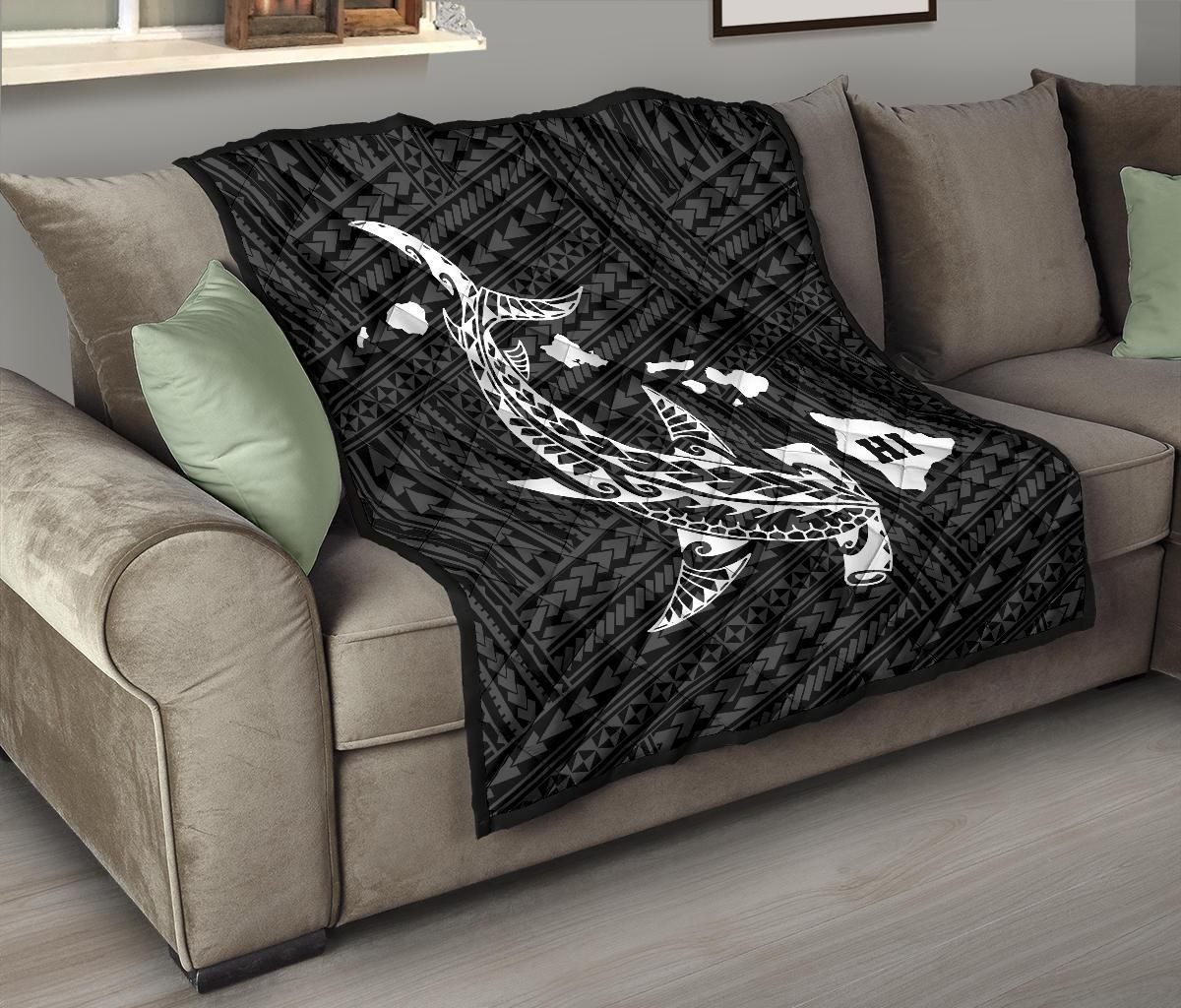 Hawaii Shark White Polynesian Premium Quilt J14 DHC221110063DD