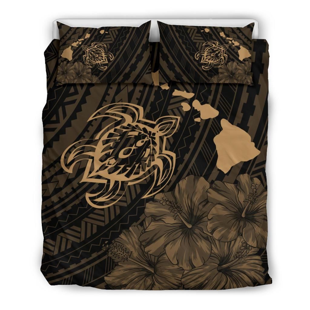 Hawaiian Map Sea Turtle Is Swimming Toward Polynesian Bronze Bedding Set