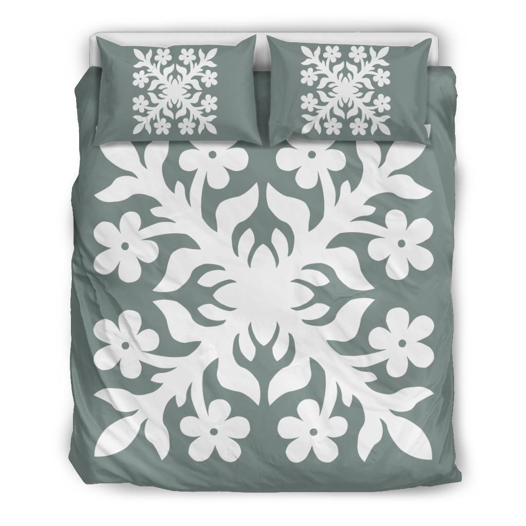 Hawaiian Royal Pattern Grey And White Bedding Set