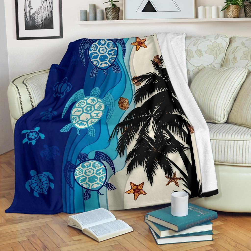 Hawaiian Sea Turtle Symbol Palm Sherpa Fleece Blanket