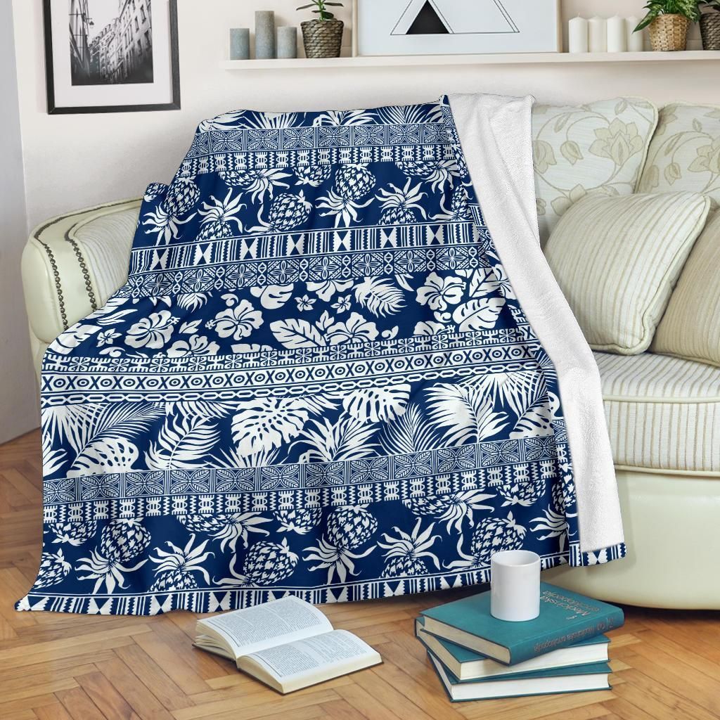 Hawaiian Themed Pattern Print Design Blue Vintage Fleece Blanket