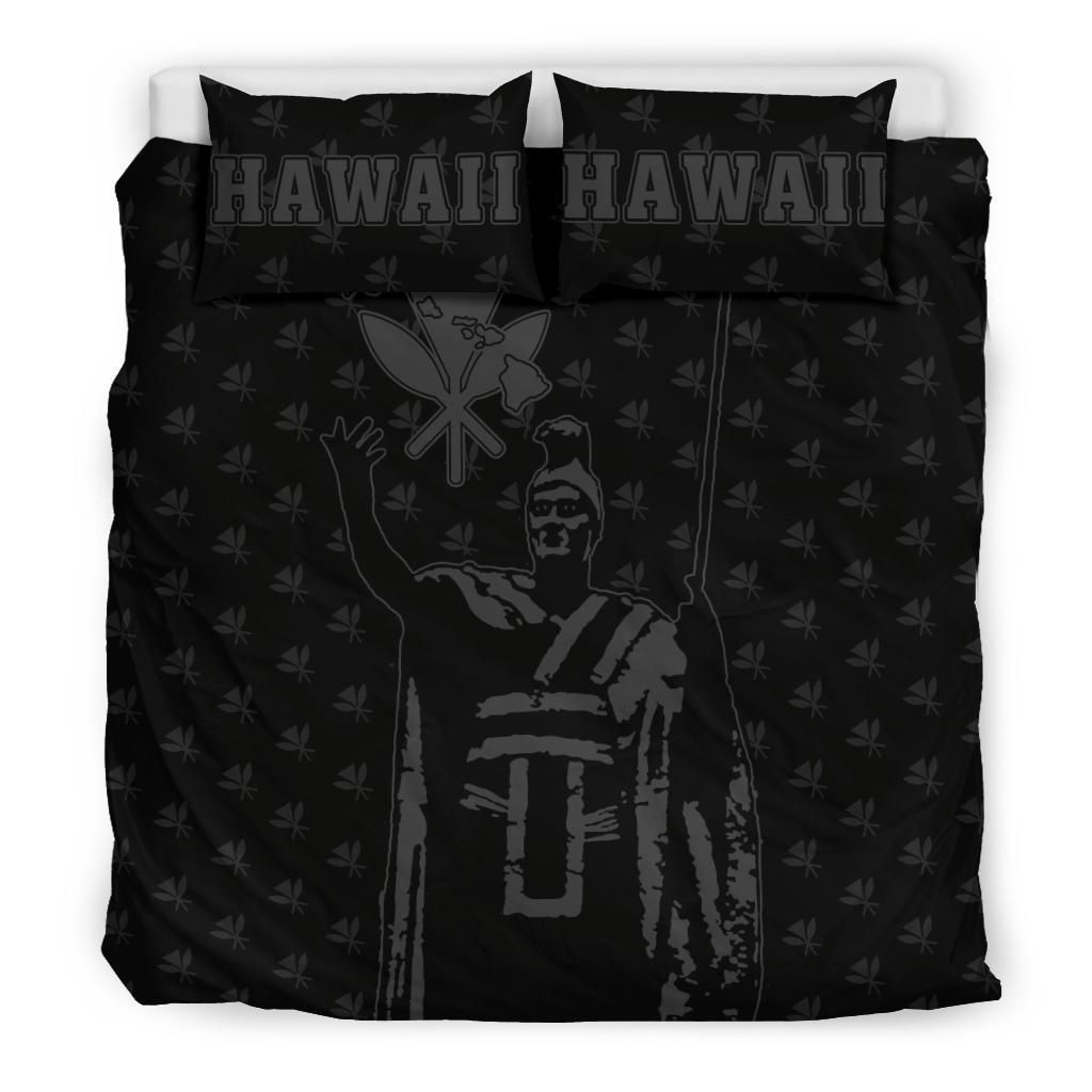 Hawaiian Warrior King Kanaka Maoli Gray Bedding Set