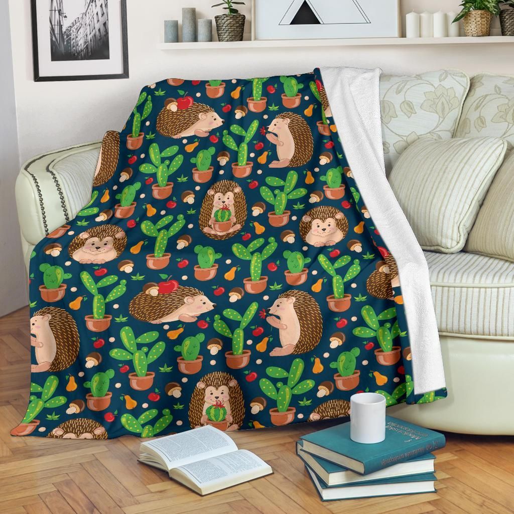Hedgehog Cactus Pattern Sherpa Fleece Blanket