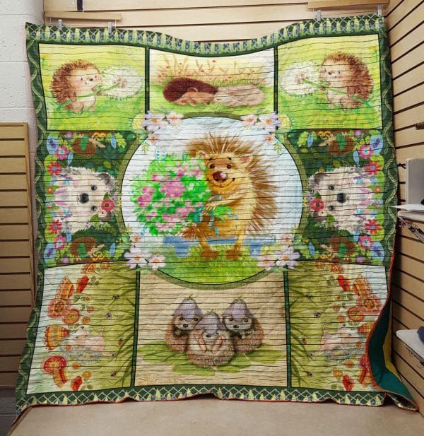 Hedgehog Love Flowers Quilt Blanket DHC0201201332TD